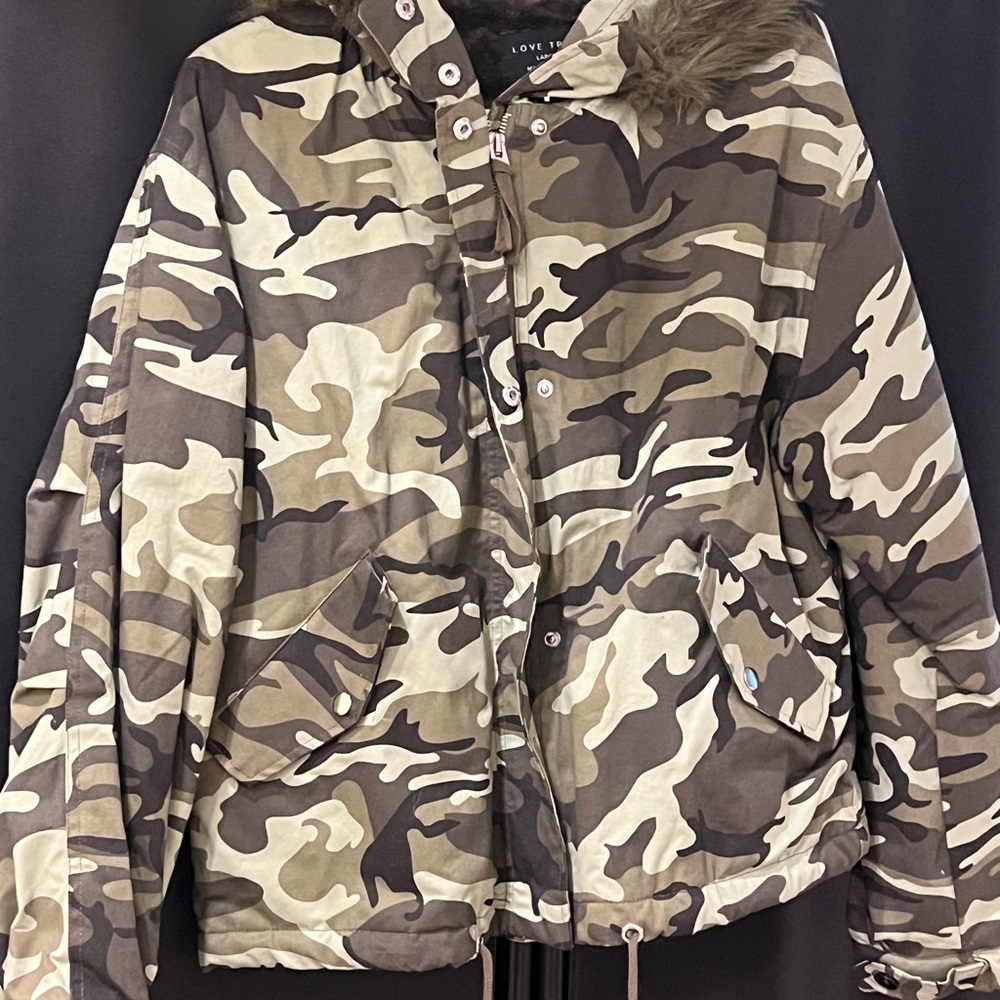Love Tree Camouflage Jacket